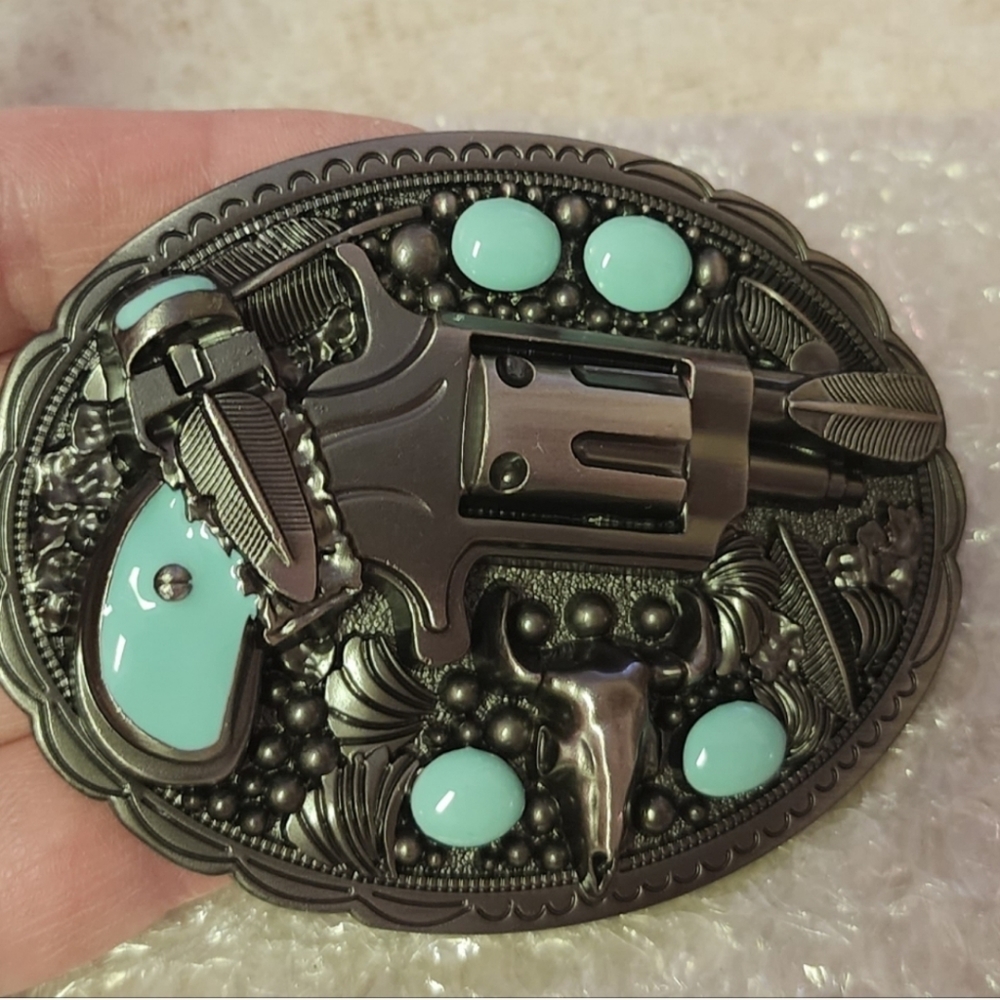 Western Rodeo Style revolver pistol theme feathers Longhorn bull belt bu…